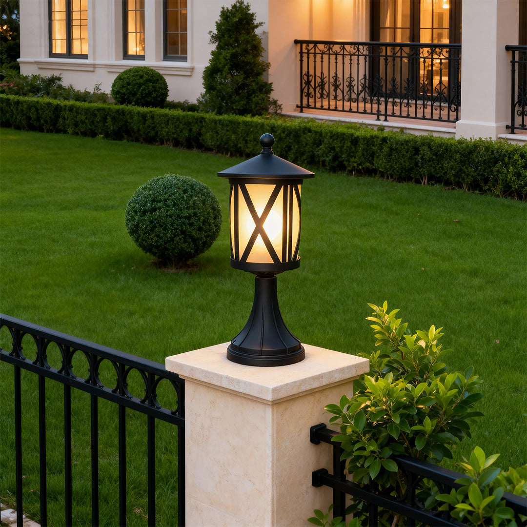 Vintage Outdoor Pillar Light — Sand-Black Cast Aluminum and Glass, 9W LED, IP44, E27
