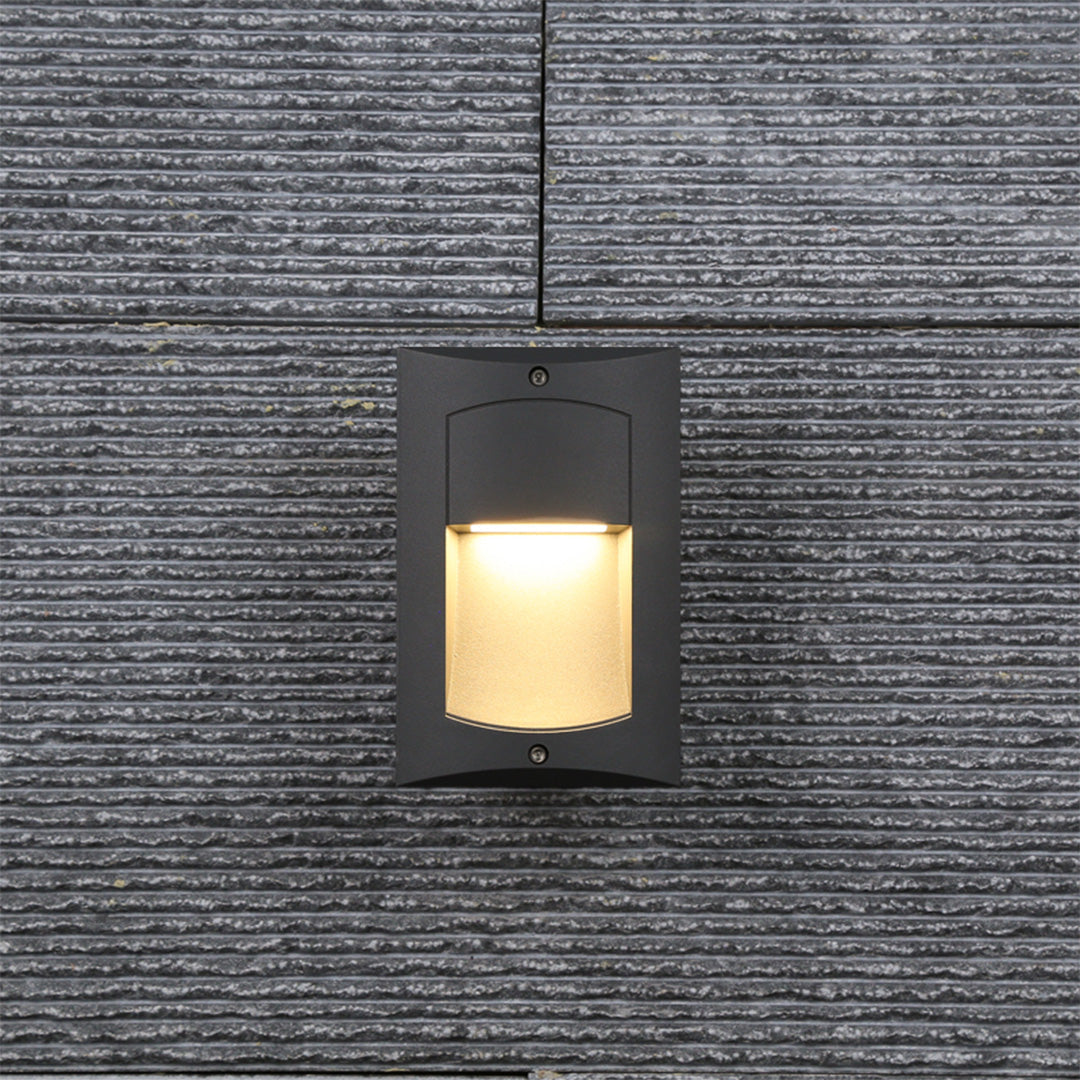 Minimalist Embedded LED Step Light — Die-Cast Aluminum, 4W OSRAM, 3000K, IP65, Hardwired