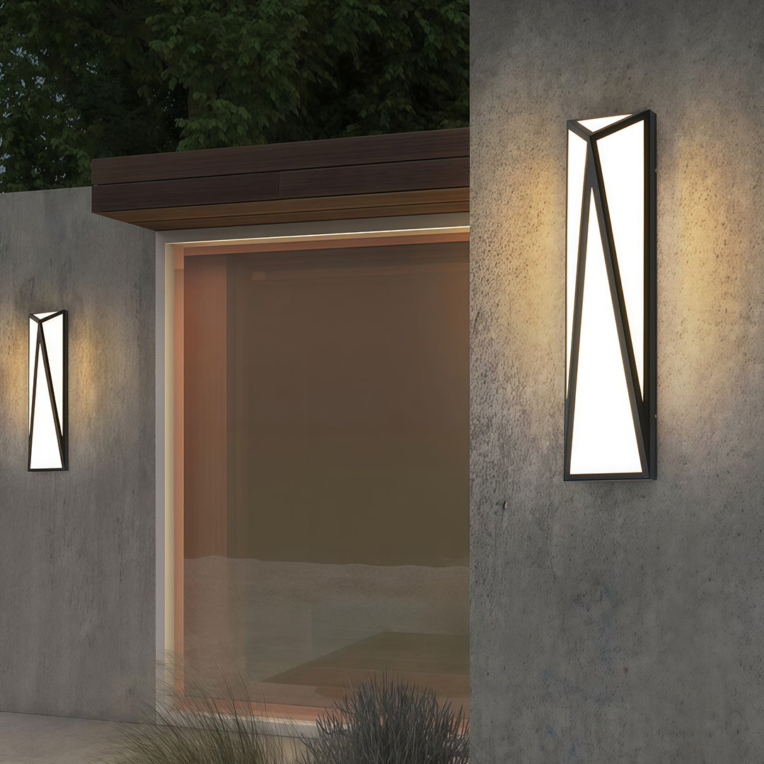 Modern Linear Outdoor Wall Sconce — Black Stainless Steel, Integrated LED, IP54, 8W–18W, 3000K