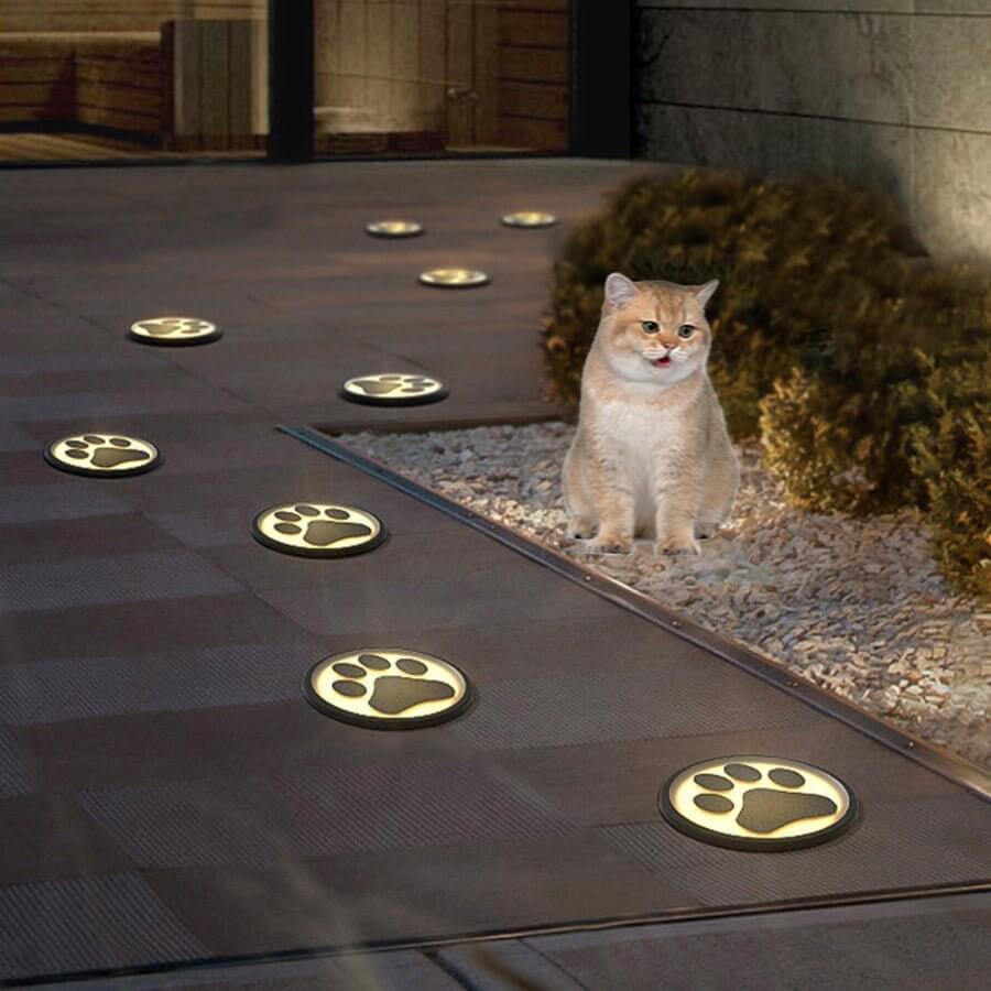 contemporary led recessed lights with cat paw print design for decks and gardens