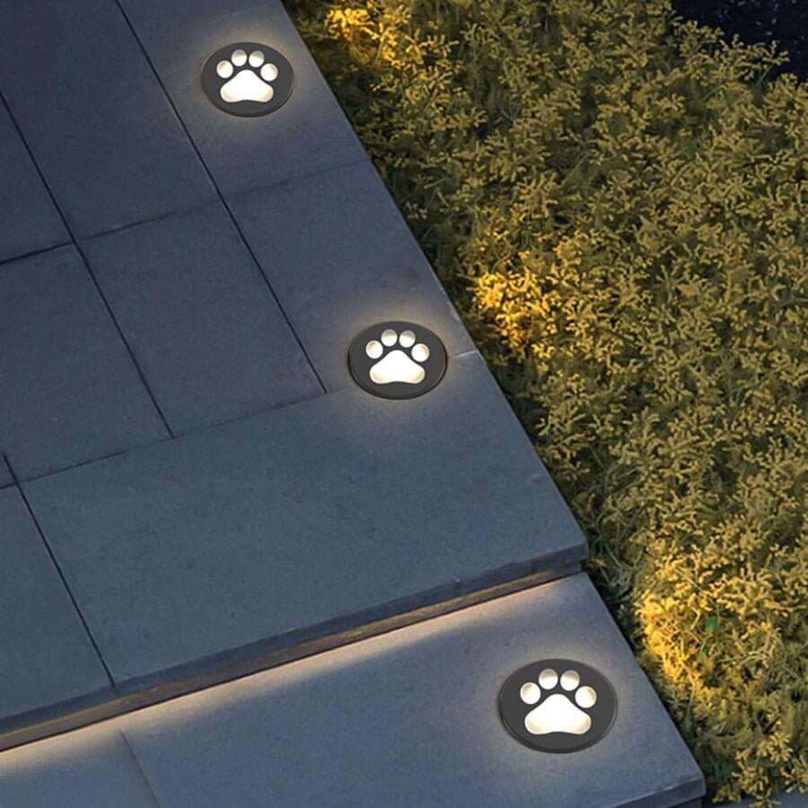 contemporary led recessed lights with cat paw print design for decks and gardens