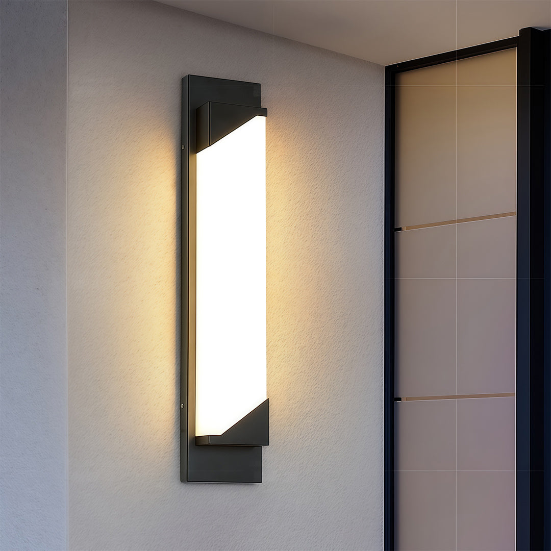 Modern Minimalist Waterproof Linear Wall Light for Outdoor Use