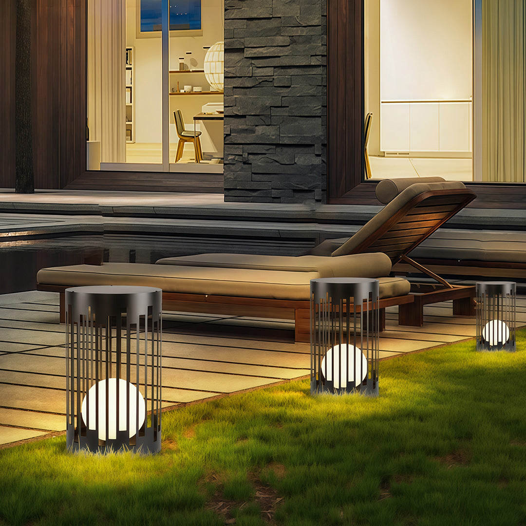 Classic Outdoor Lantern Light — Black Metal, E27 Hardwired or Solar, 3-Step Dimming, IP65, 3 Sizes