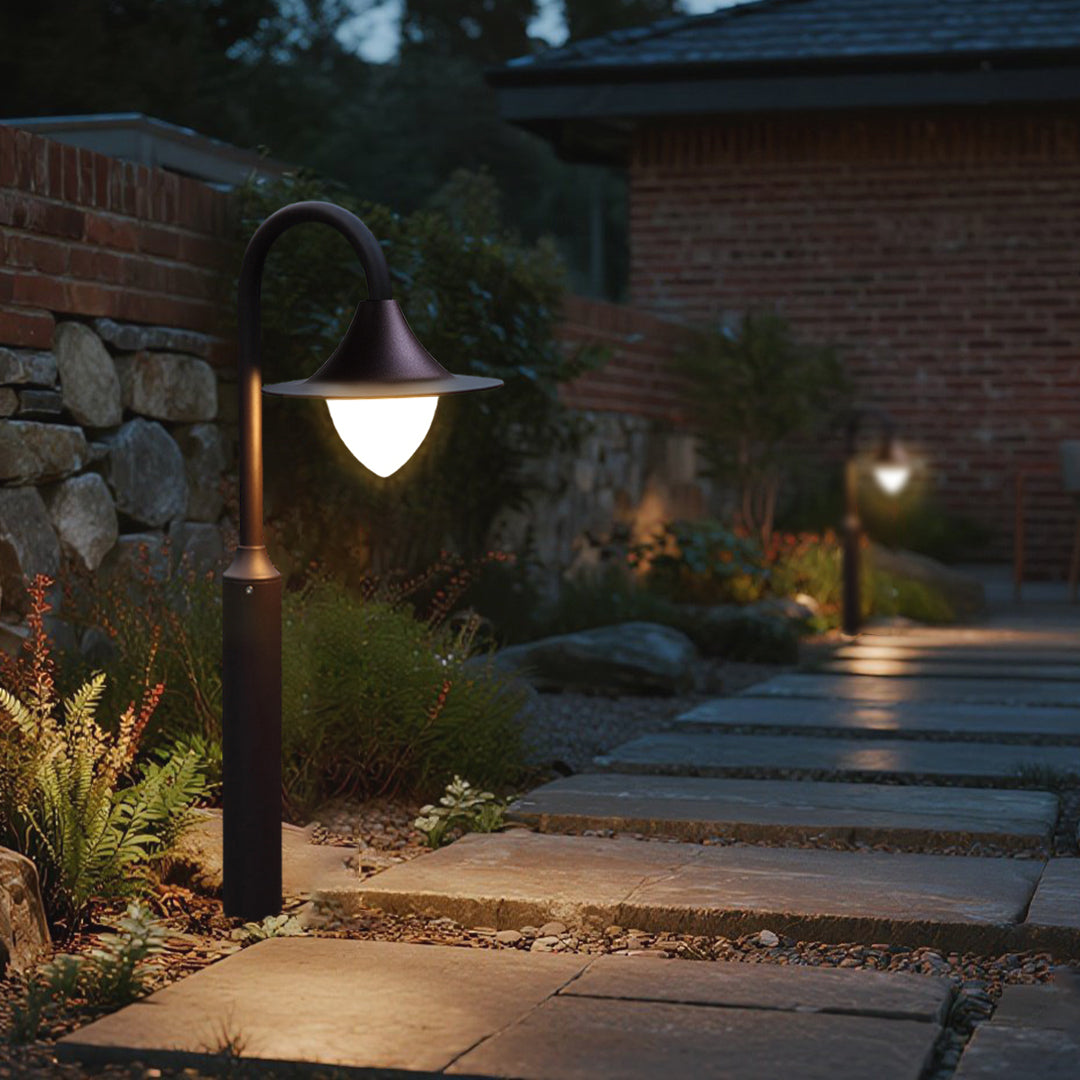 Lantern Garden Path Light — Die-Cast Aluminum, 8W CREE LED, 3000K, IP65, Hardwired, Brown