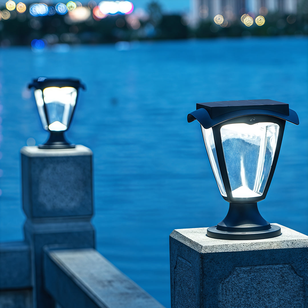 Solar Outdoor Pillar Light — Die-Cast Aluminum, 2W LED, Dual Color Temperature (3000K/6000K), IP65 Weatherproof