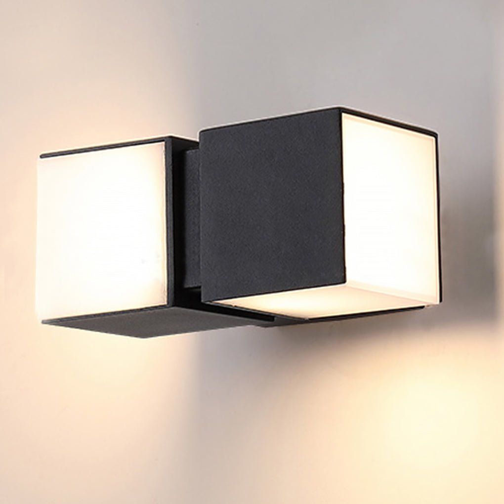 Modern Outdoor Wall Sconce — Die-Cast Aluminum, Acrylic, LED 3000K, IP65, 4" × 8.7"