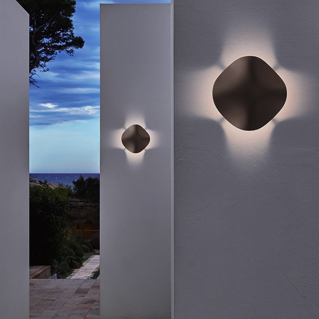 Layered Flower Bollard Light — Die-Cast Aluminum, LED, IP55 Weatherproof, 16–20W, 100–240V