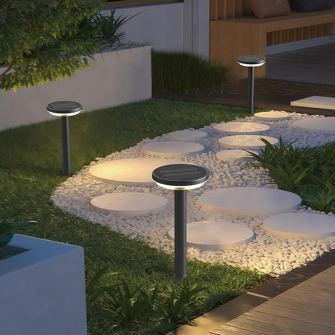 Black Solar Outdoor Path Light — Aluminum & ABS, LED, IP65 Weatherproof, 10-Hour Runtime