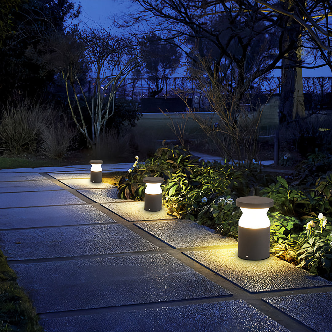 Modern Cylindrical Outdoor Bollard Path Light — Black Stainless Steel, 4W LED, IP54, 3000K Warm White