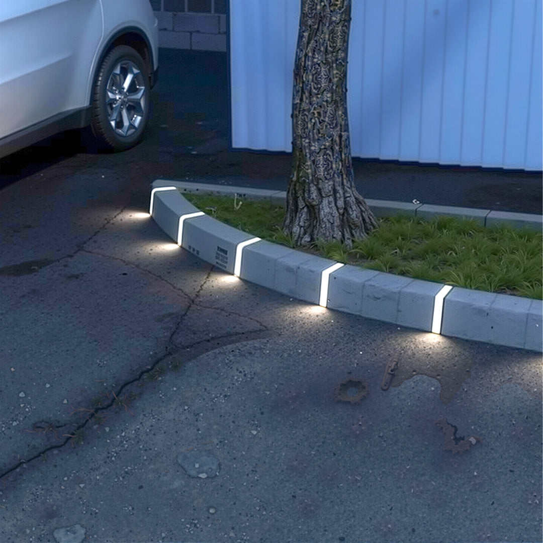 Minimalist Hardwired Step & Deck Light — Stainless Steel, 5W LED, 3000K Warm White, IP65 Weatherproof