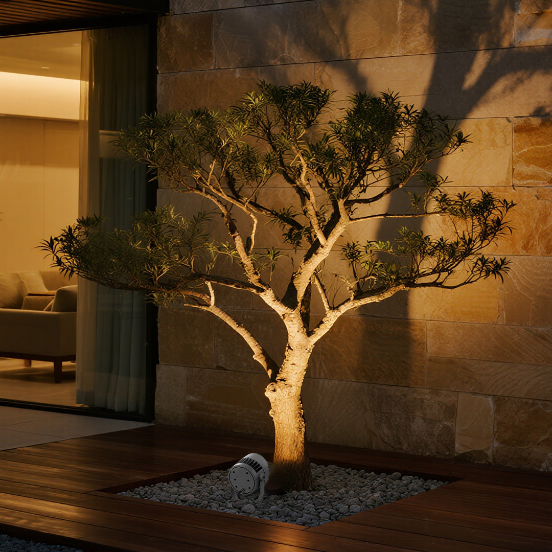Outdoor LED Landscape Spotlight — Die-Cast Aluminum, DC24V, 18W / 24W / 36W, 3000K, IP65 Weatherproof