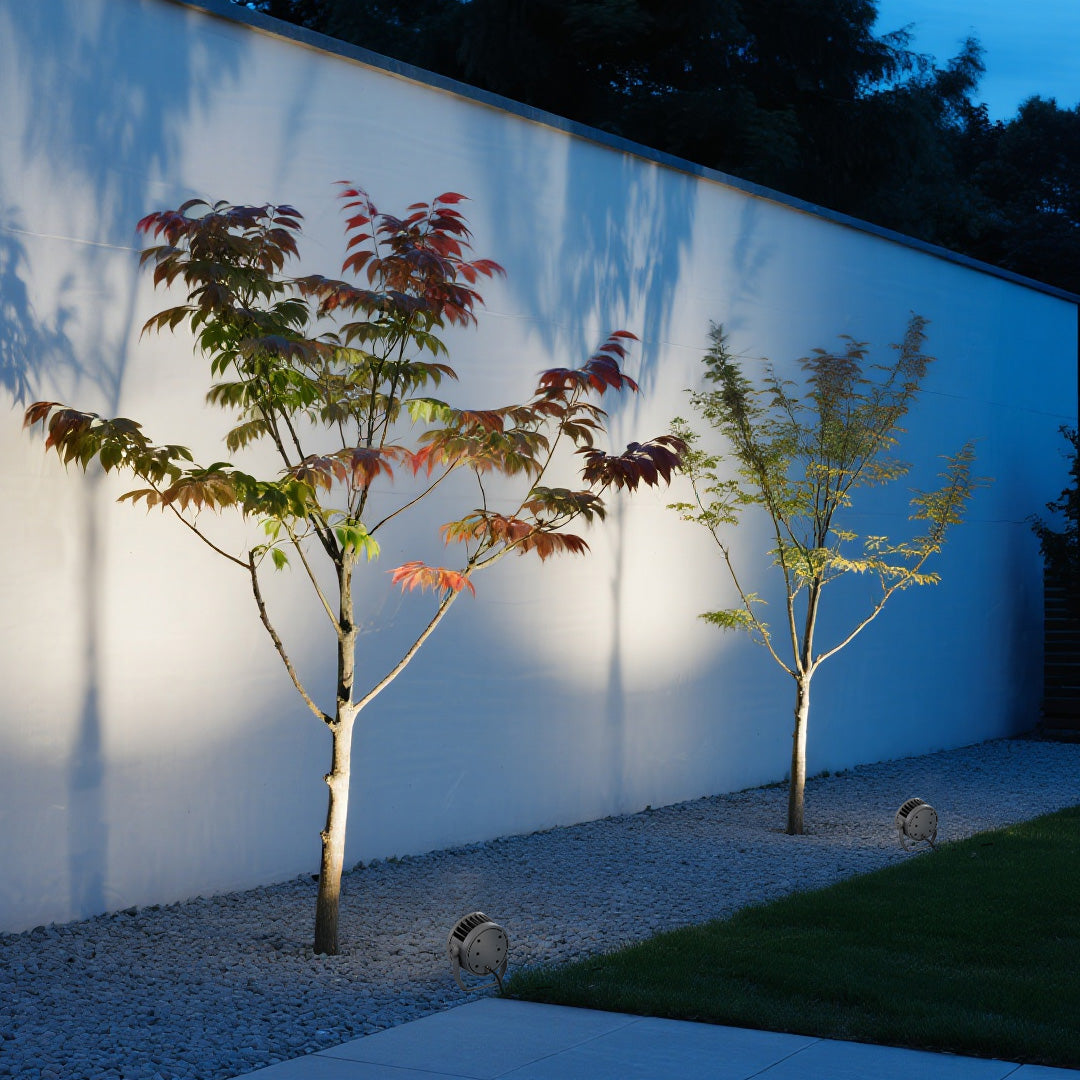 Outdoor LED Landscape Spotlight — Die-Cast Aluminum, DC24V, 18W / 24W / 36W, 3000K, IP65 Weatherproof