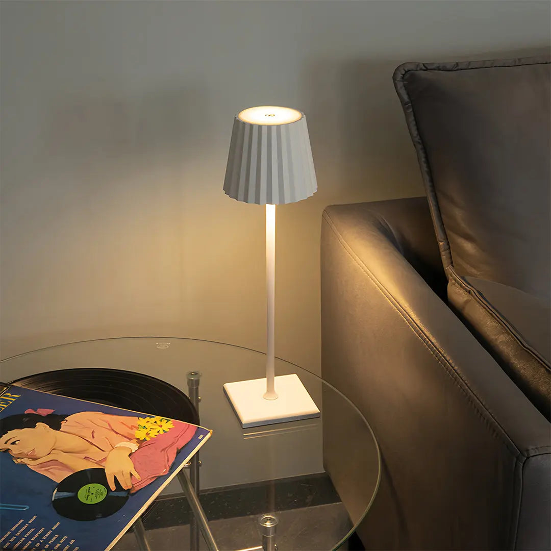 Rechargeable Touch-Controlled Cordless Buffet Lamp - Modern Metal Table Lamp Luxe