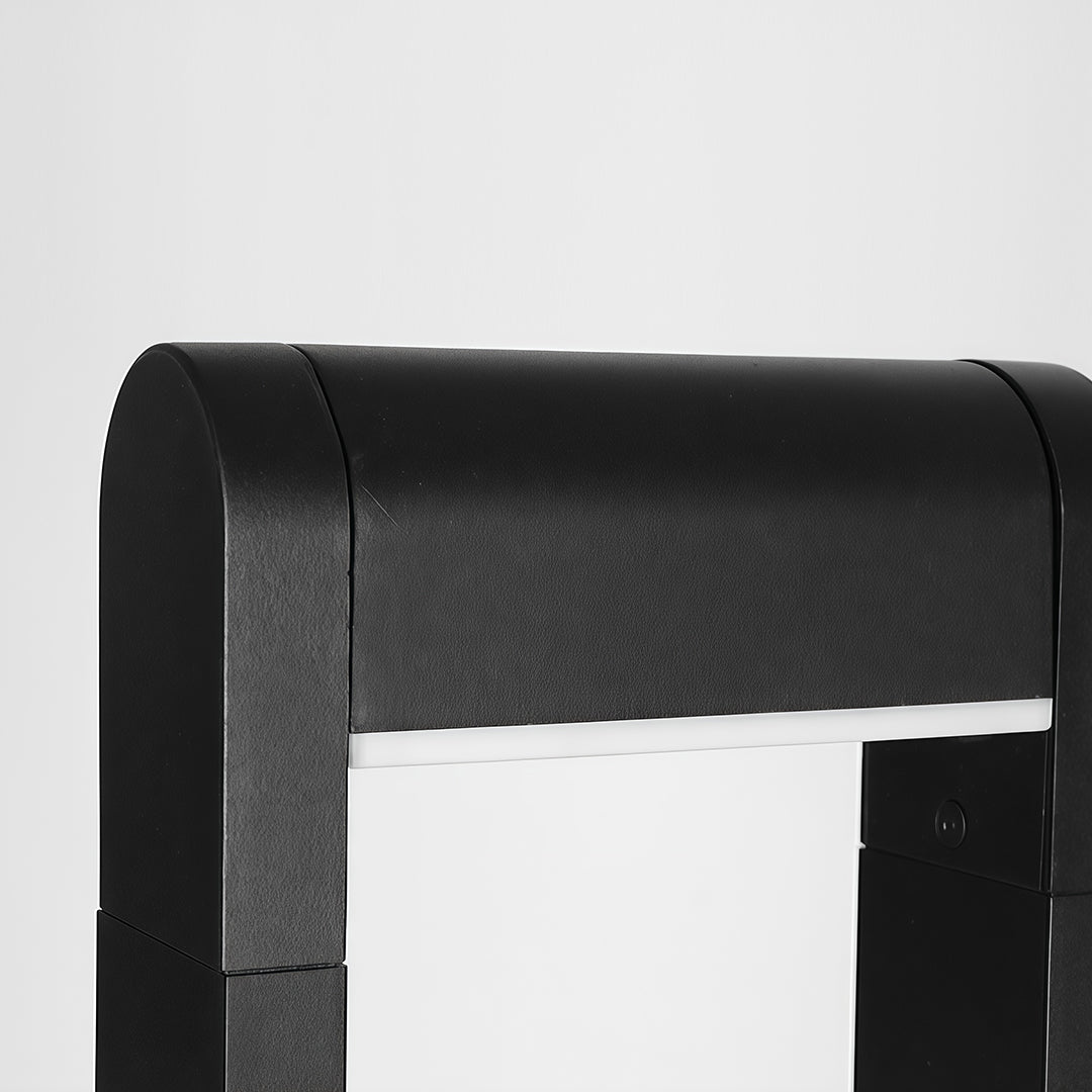 Minimalist Square Outdoor Bollard Light — Black Aluminum, 7W LED, IP54, 11.8" / 23.6" / 31.5" Heights