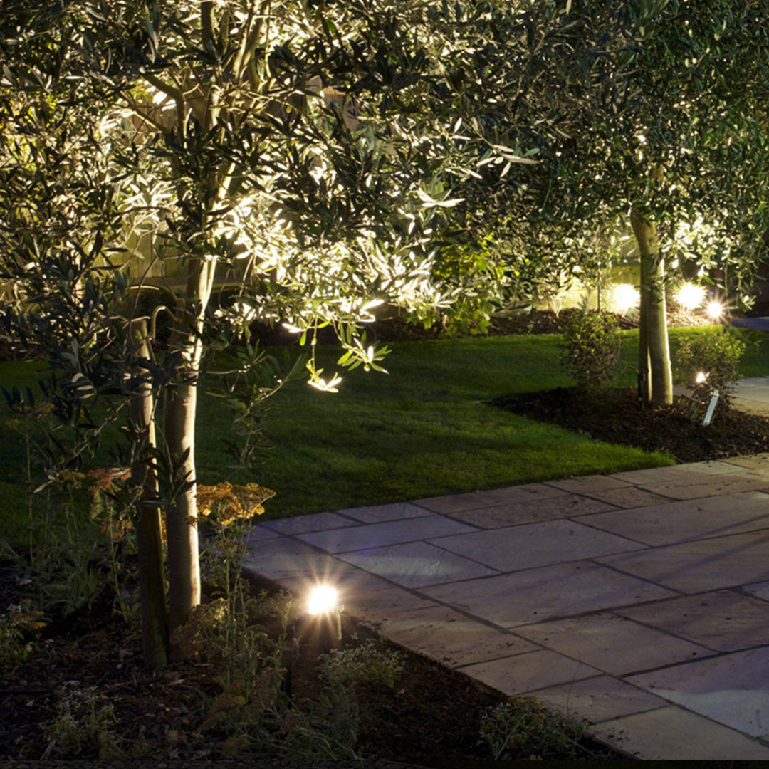 Minimalist LED Ground Stake Spotlight — Aluminum, 12W CREE LED, 3000K, IP65 Weatherproof