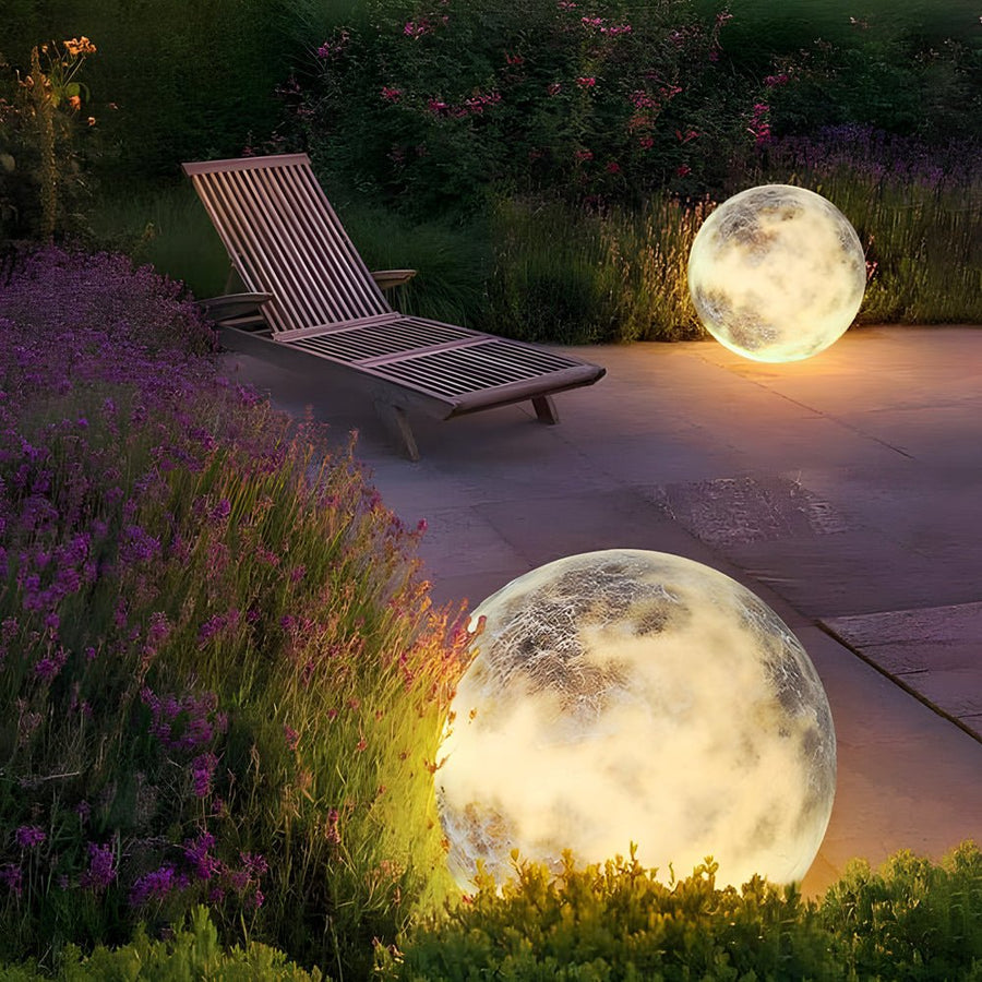Moon Globe Outdoor Lawn Light — PE Fiberglass, E27 LED, IP65, 3 Sizes (9.8"–23.6"), 12W–24W, Warm White
