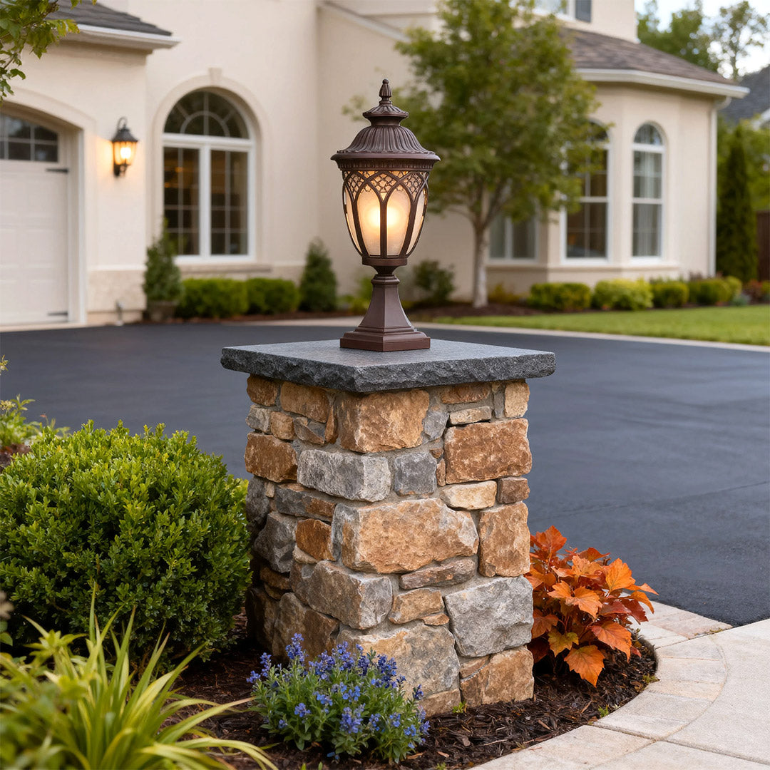 Vintage Outdoor Pillar Light — Cast Aluminum with Glass Shade, 12W E27, IP44 Weatherproof