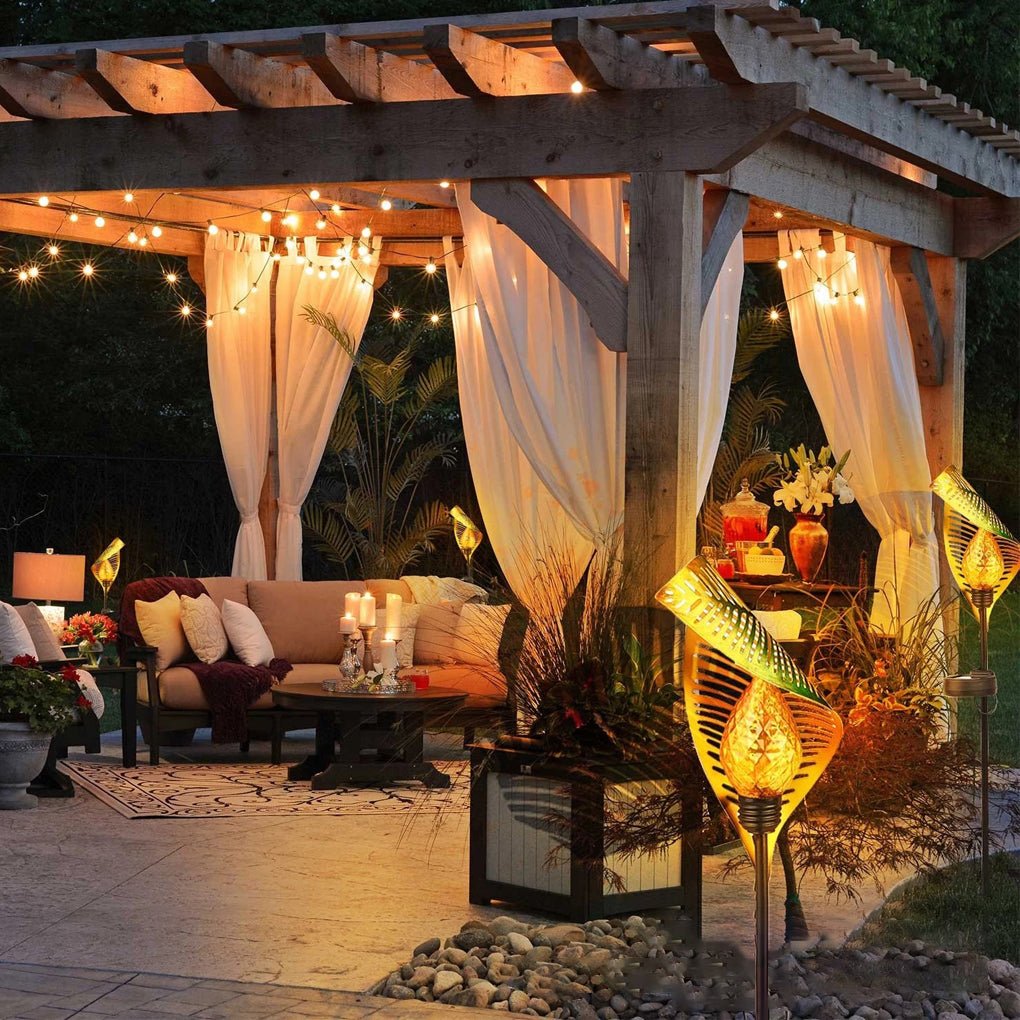 Curled Leaf Solar Lawn Light — Black Metal, LED Warm White, IP65, 20.3" Post