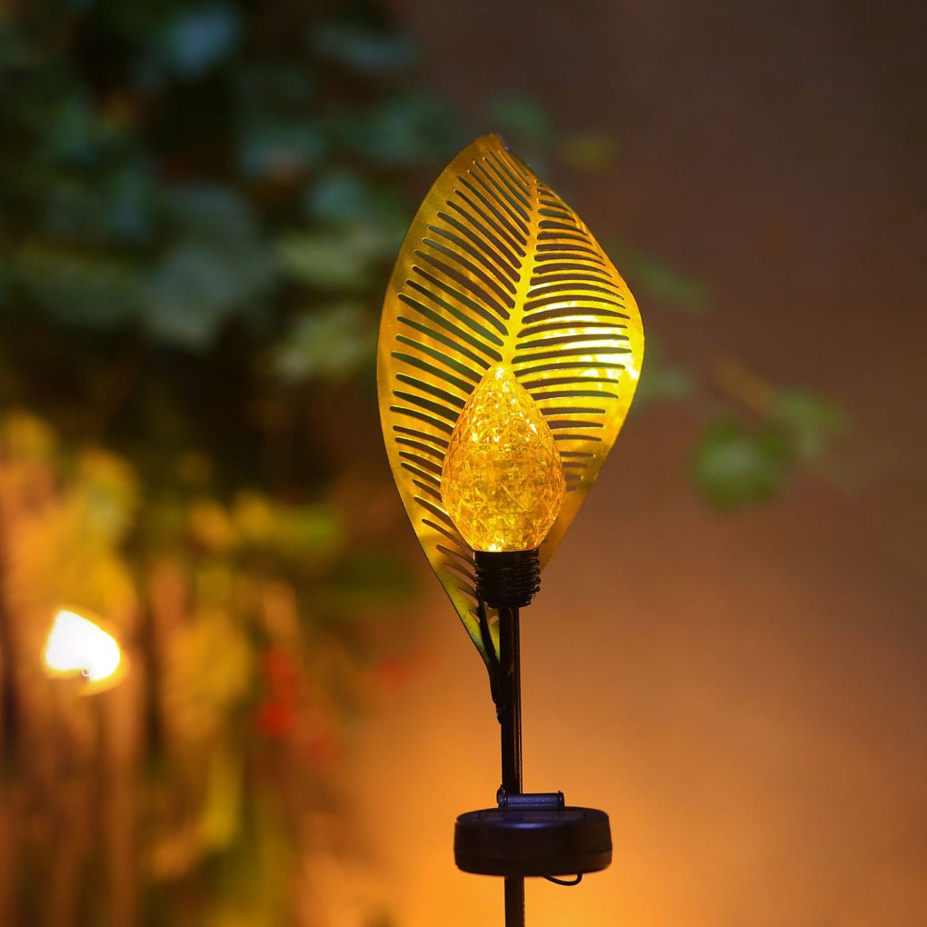 Curled Leaf Solar Lawn Light — Black Metal, LED Warm White, IP65, 20.3" Post
