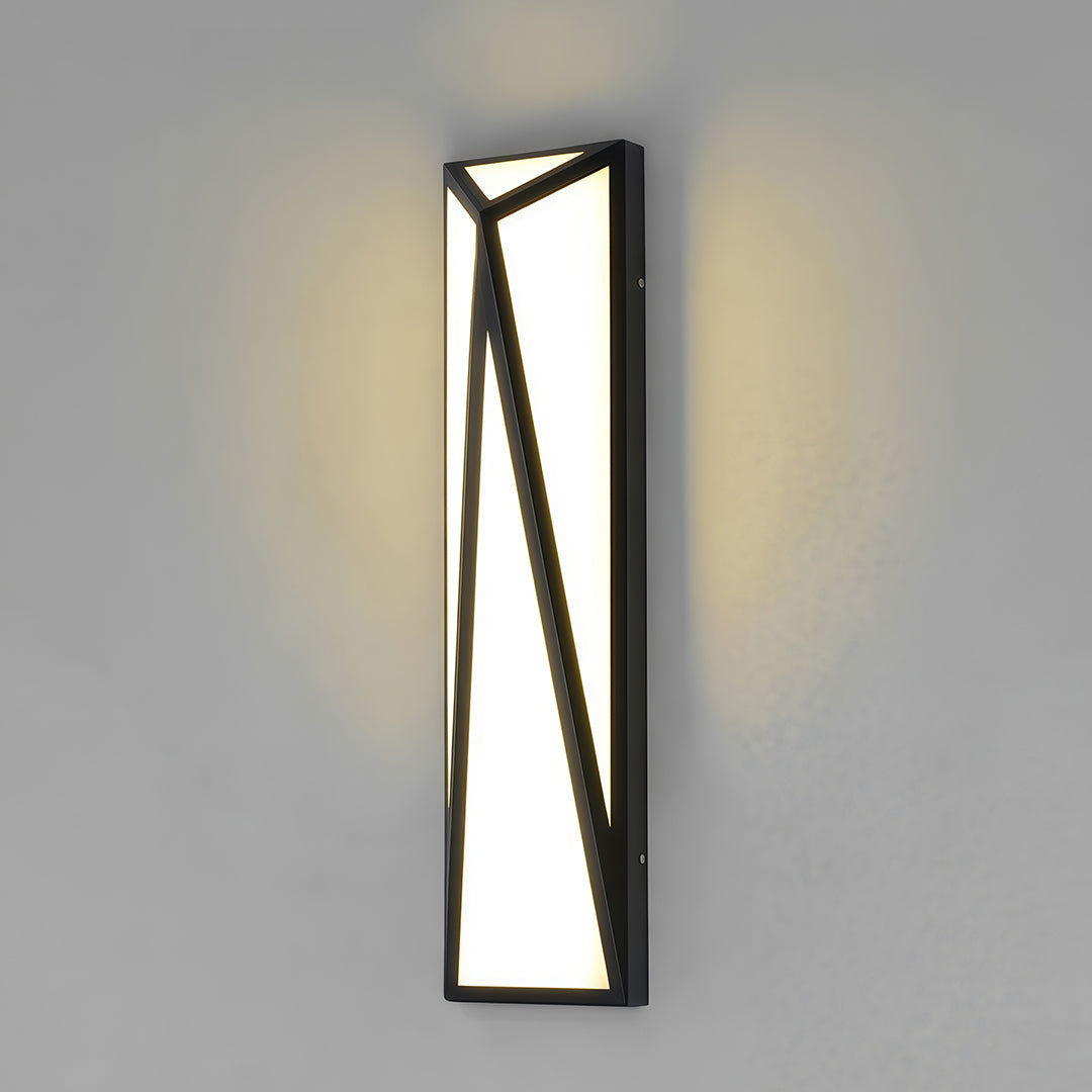 Modern Linear Outdoor Wall Sconce — Black Stainless Steel, Integrated LED, IP54, 8W–18W, 3000K