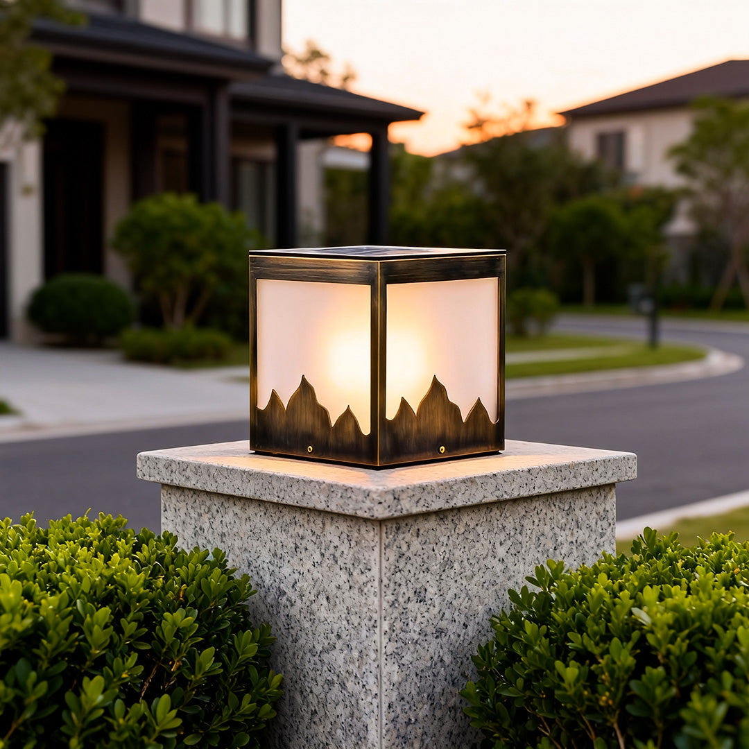 Modern Square Solar Pillar Light — Copper Body, Glass Shade, LED 3000K, IP55, Remote Control