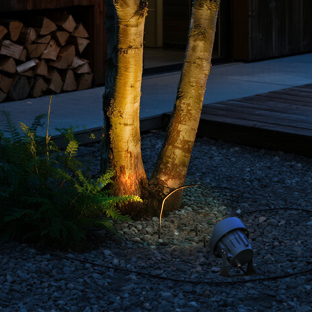 Minimalist Exterior LED Spotlight — Die-Cast Aluminum, Sand Gray, 8W / 15W, IP65 Weatherproof