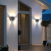 Tri-Directional Outdoor Wall Sconce — Die-Cast Aluminum, 12W LED, IP65, Warm White 3000K