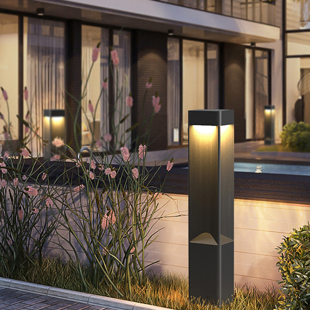 Modern Outdoor Bollard Light — Black Stainless Steel, 15W LED, IP65, Three Height Options