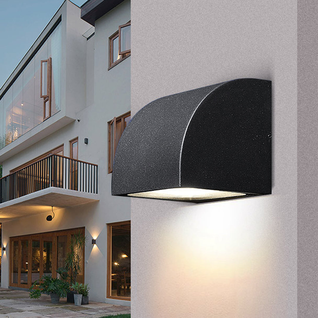 Waterproof Industrial Outdoor Wall Sconce with Replaceable Directional Light