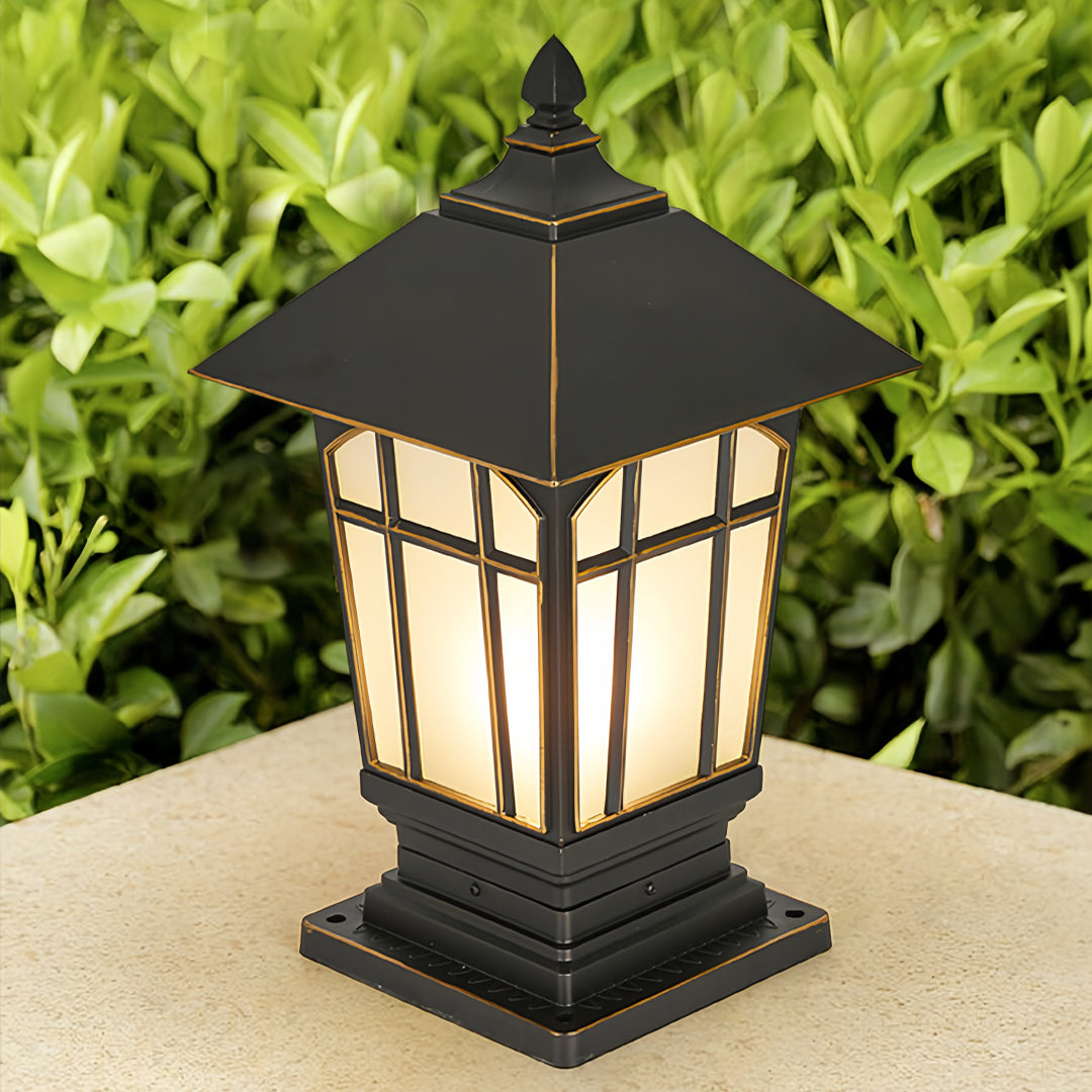 Classical Outdoor Pillar Light — Aluminum, Clear Glass, E27, IP65, 12W, 3000K Warm White