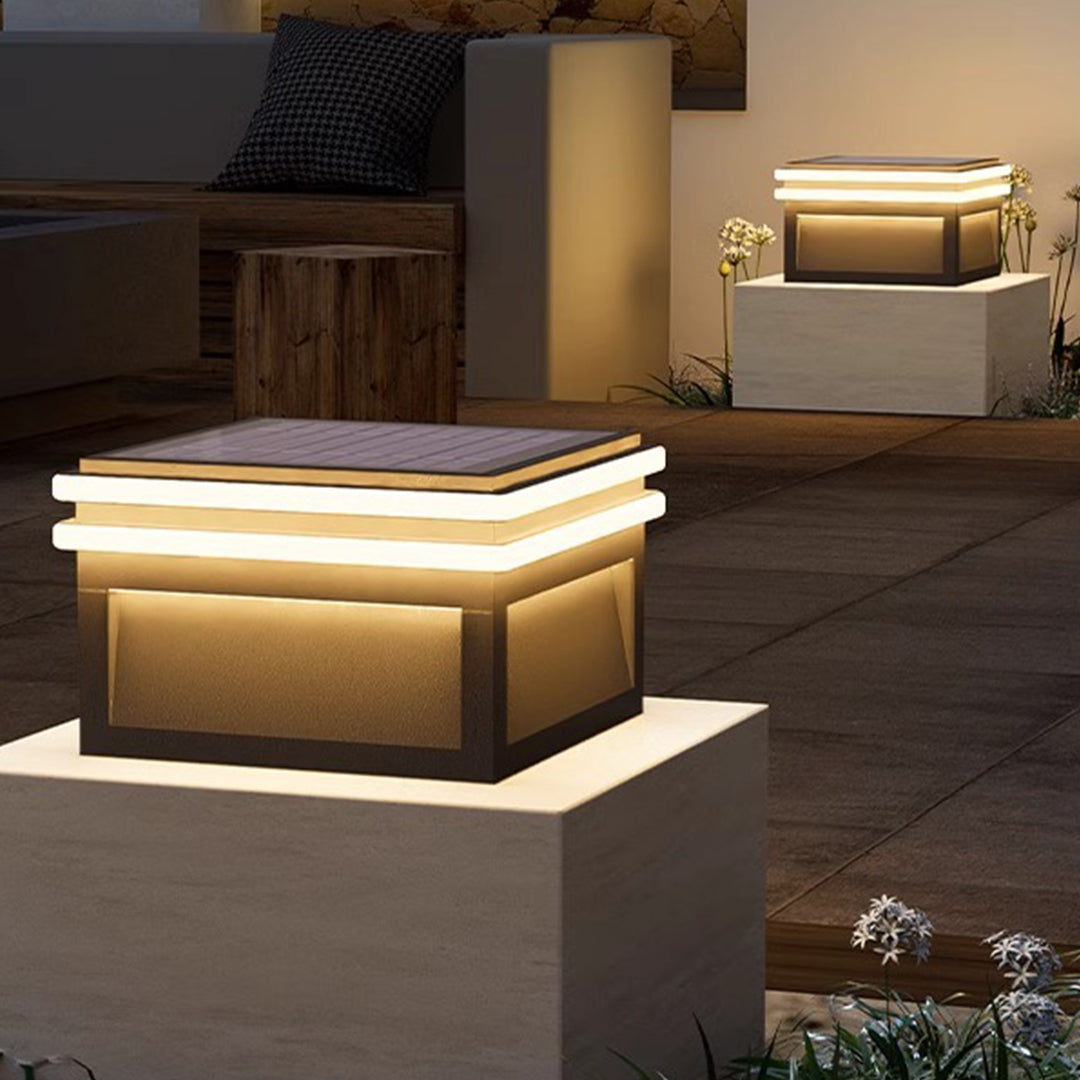 Square Minimalist Pillar Light — Stainless Steel, LED 3000K, Solar or Hardwired, IP65, 7.9"–15.8"