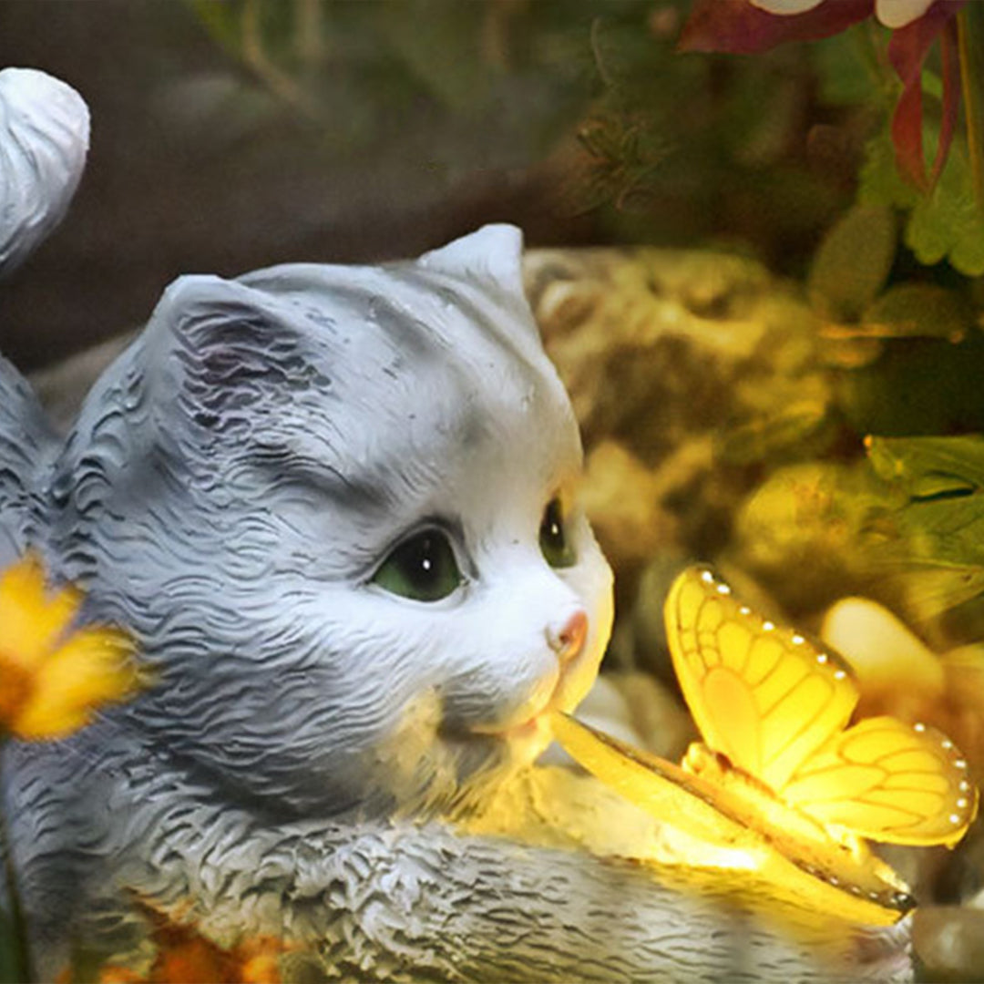 Cat Solar Garden Light — Hand-Painted Resin, LED Warm White, IP44, Dusk-to-Dawn