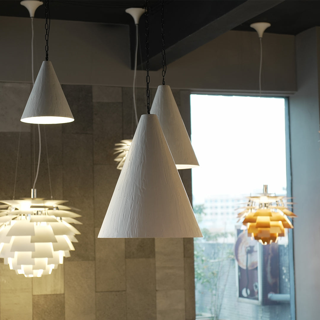 Minimalist Gypsum Pendant Light — White Iron, Adjustable 59.1" Chain, Warm White LED