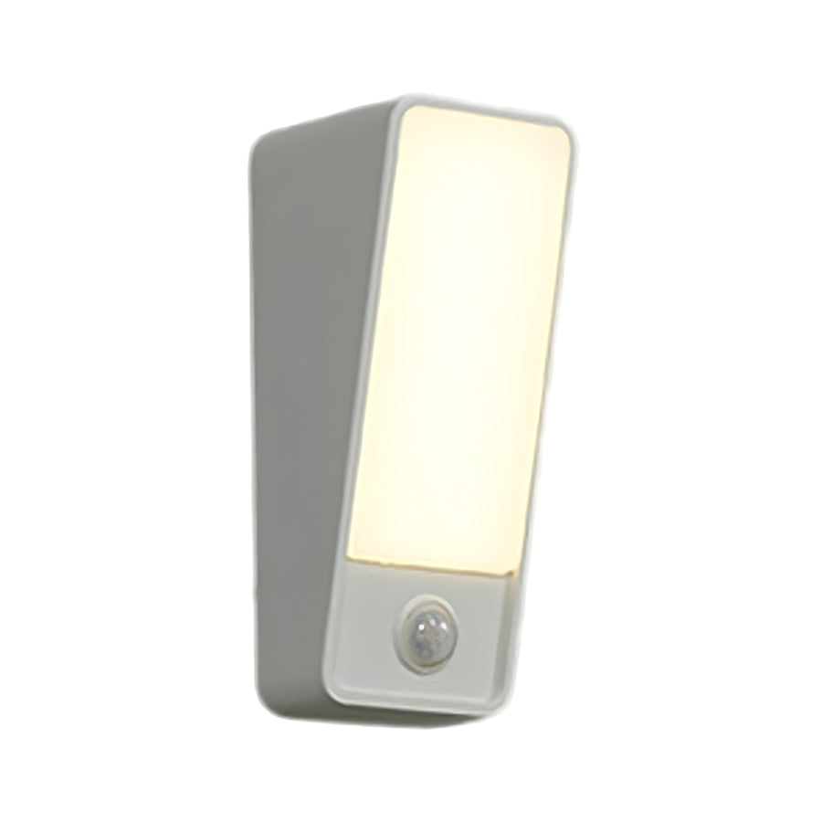 Square Minimalist Outdoor Wall Sconce — Die-Cast Aluminum & Acrylic, LED, IP65, Optional Motion Sensor, 3000K