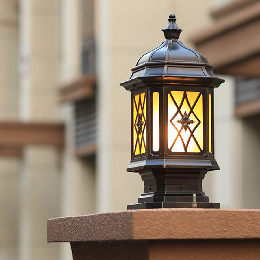 Lantern-Style Outdoor Pillar Light — Die-Cast Aluminum, Frosted Glass, E27, IP23 Weatherproof