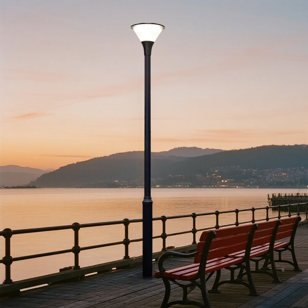 Minimalist LED Yard Post Light — Die-Cast Aluminum, 36W / 48W, IP65, 2.9m, Matte Black