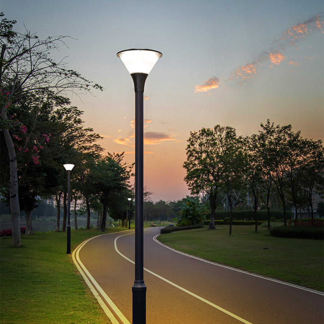 Minimalist LED Yard Post Light — Die-Cast Aluminum, 36W / 48W, IP65, 2.9m, Matte Black