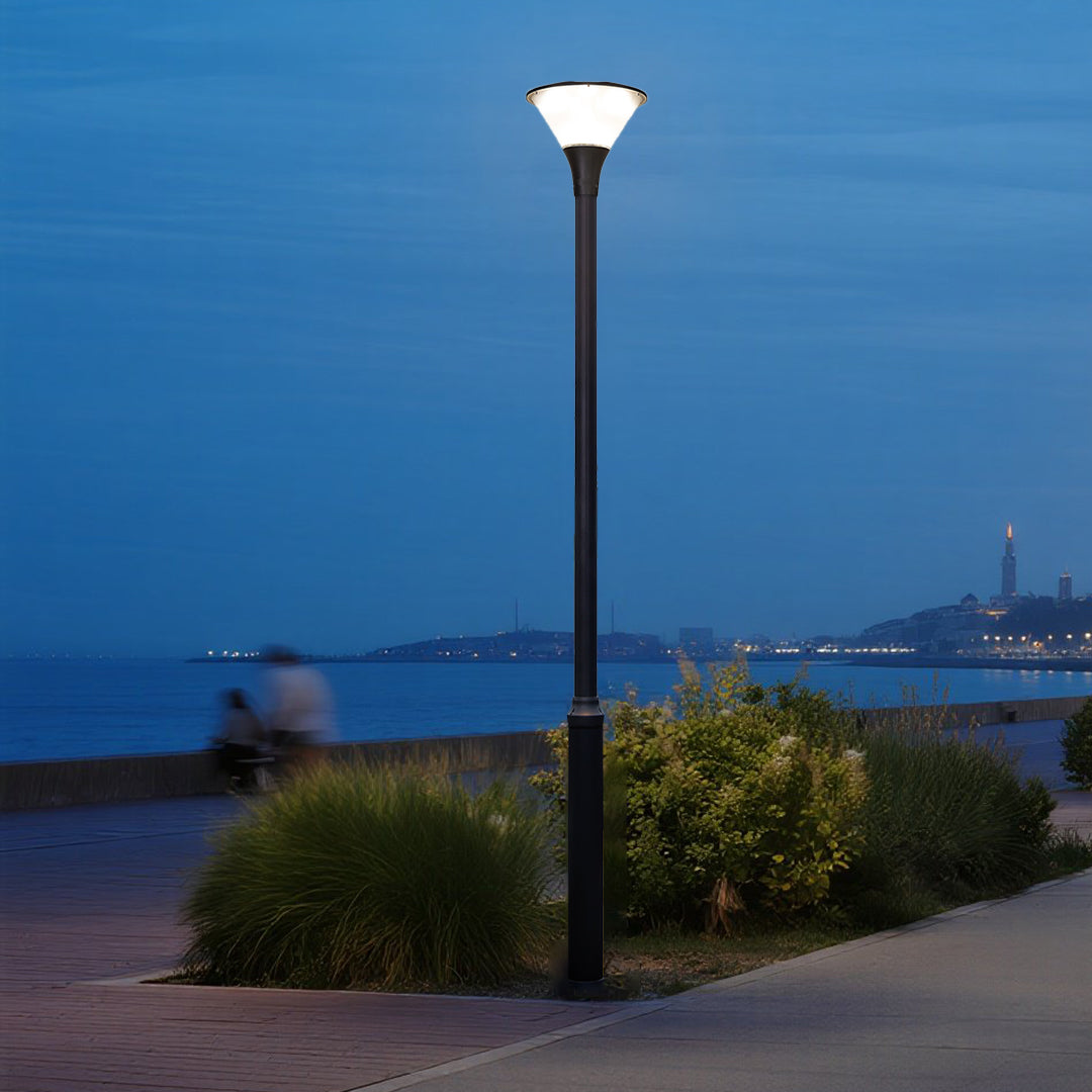 Minimalist LED Yard Post Light — Die-Cast Aluminum, 36W / 48W, IP65, 2.9m, Matte Black
