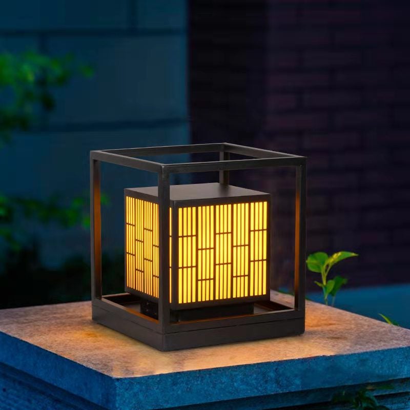 Modern Solar Outdoor Post Light — Vintage Window Grille, Geometric, LED, Waterproof