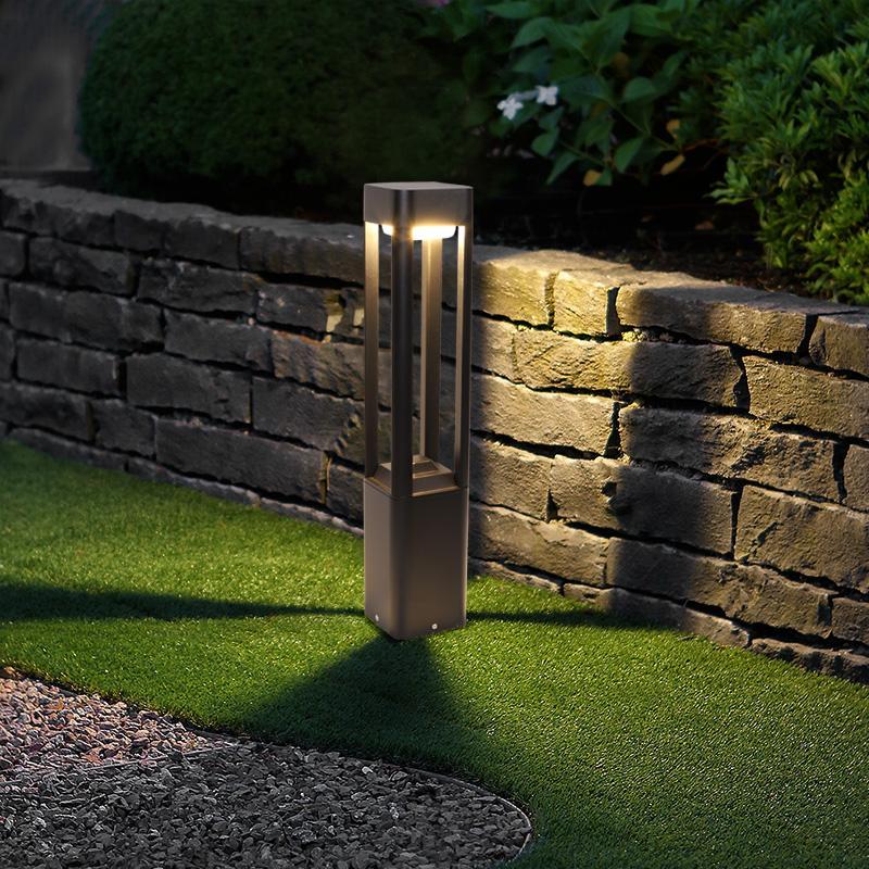 Open-Sided Quadruple-Arm LED Bollard Light — Die-Cast Aluminum, 6W–10W, 3000K Warm White, IP55, 12"–36"