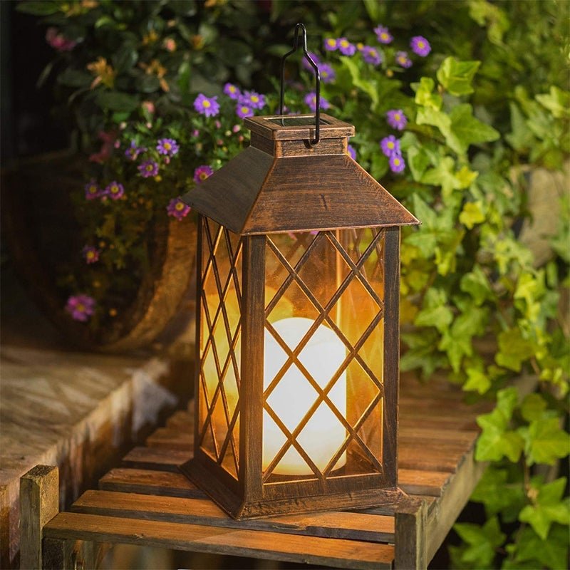 Retro Lantern Outdoor Solar Light — Antique Bronze, LED, Waterproof, 6" × 11"