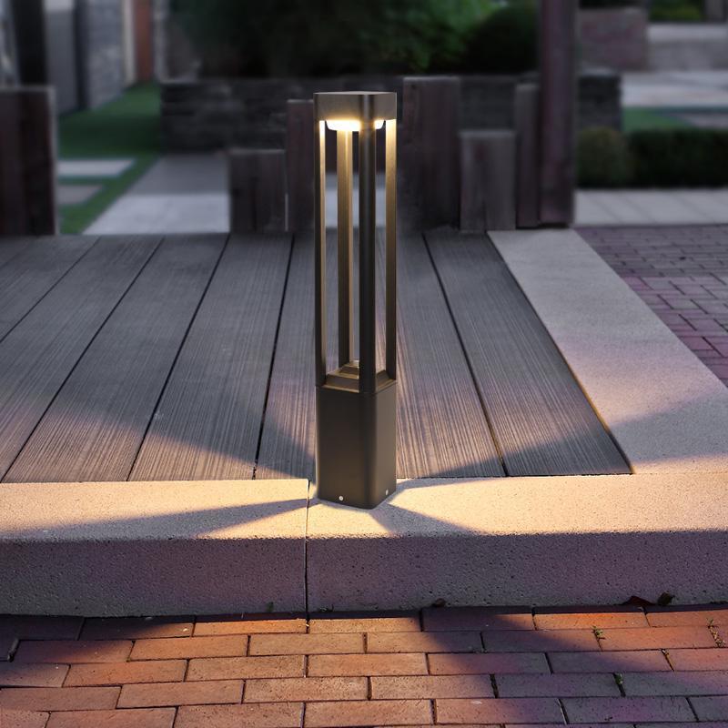 Open-Sided Quadruple-Arm LED Bollard Light — Die-Cast Aluminum, 6W–10W, 3000K Warm White, IP55, 12"–36"