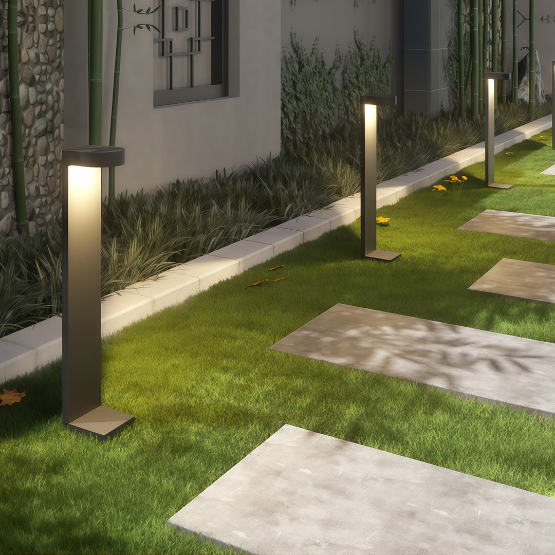 Minimalist Outdoor LED Bollard Path Light — Black Aluminum, Clear Glass, 10W, IP54, 300mm / 600mm / 800mm