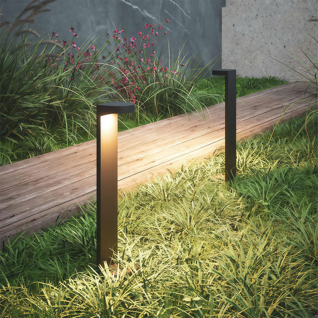 Minimalist Outdoor LED Bollard Path Light — Black Aluminum, Clear Glass, 10W, IP54, 300mm / 600mm / 800mm