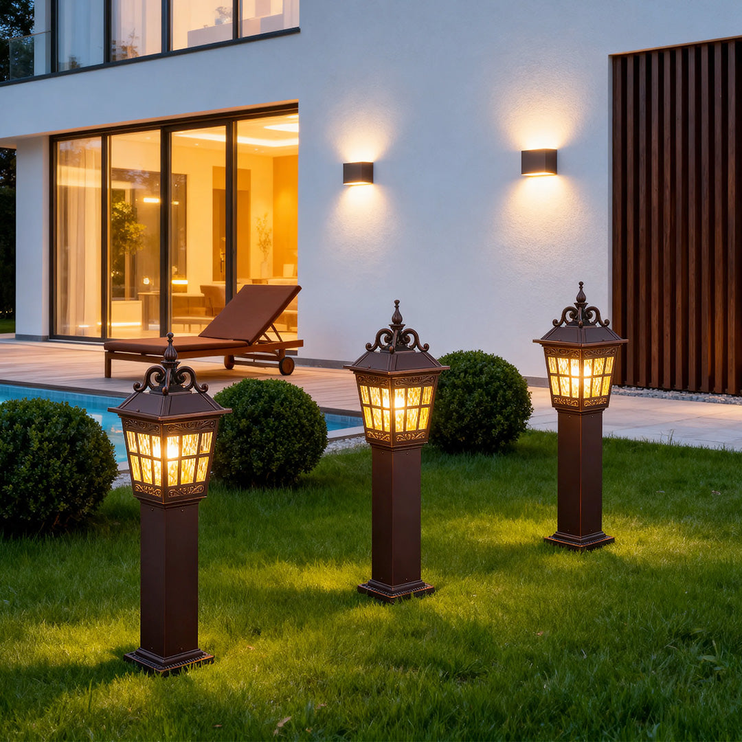 Classic Outdoor Post Light — Coffee-Brown Cast Aluminum, Clear Glass, 12W LED, IP44, 43"