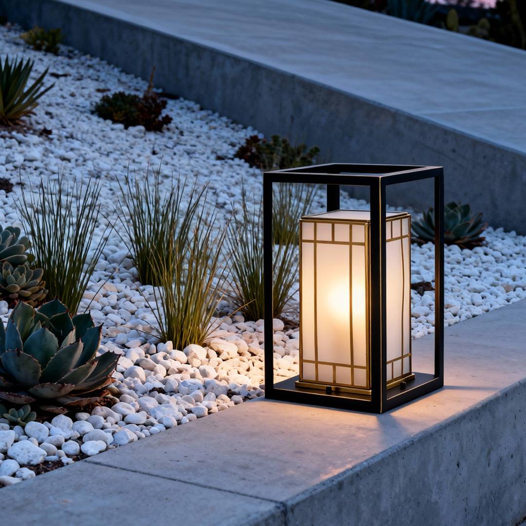 Minimalist Lantern Bollard Light — Copper with Glass Shade, E27, IP55, 15.75" H