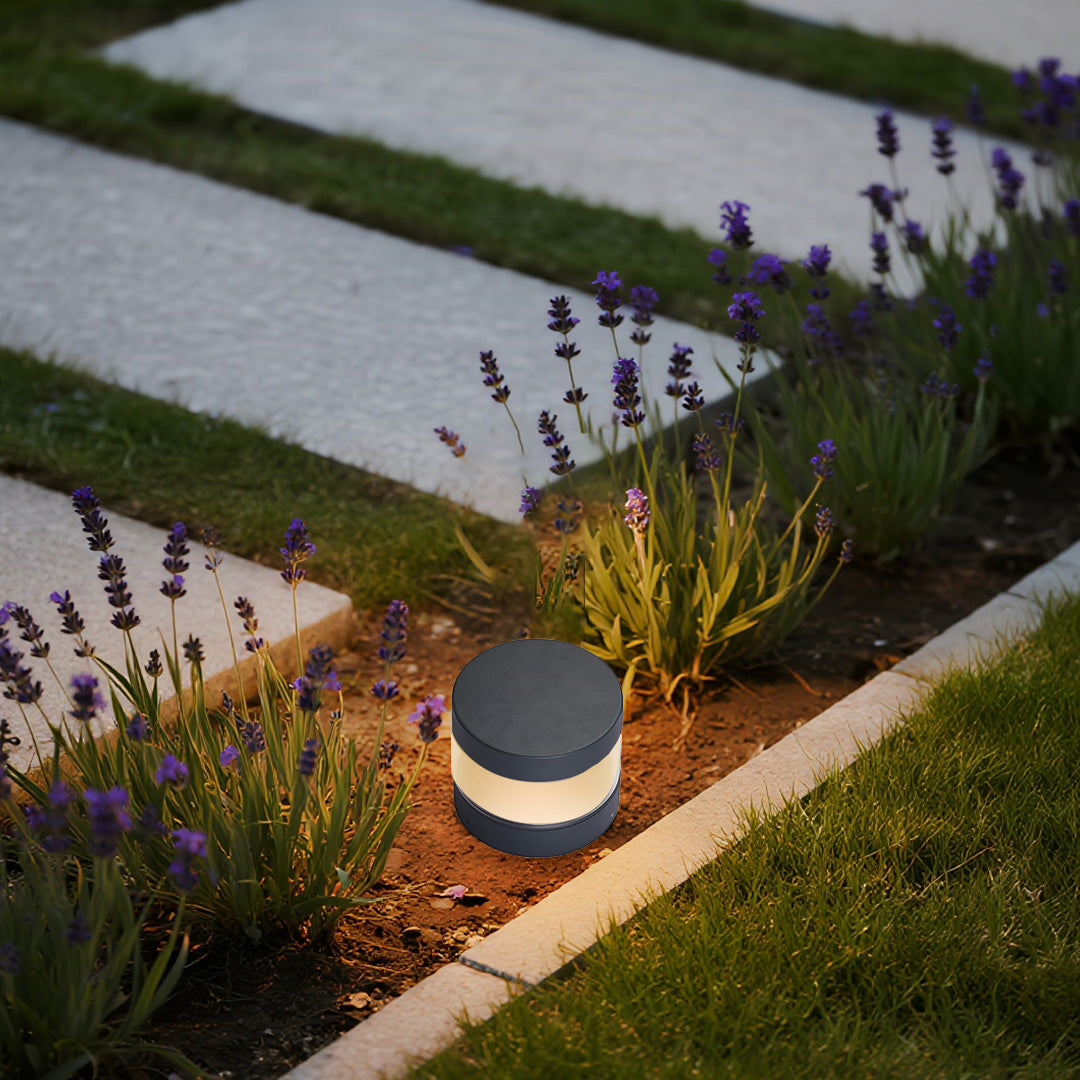 Minimalist Outdoor Bollard Path Light — Sand-Gray Aluminum, 12W LED, 3000K, IP65 Weatherproof