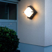 Contemporary Outdoor Wall Sconce — Black Die-Cast Aluminum, LED 5W, IP54 Weatherproof