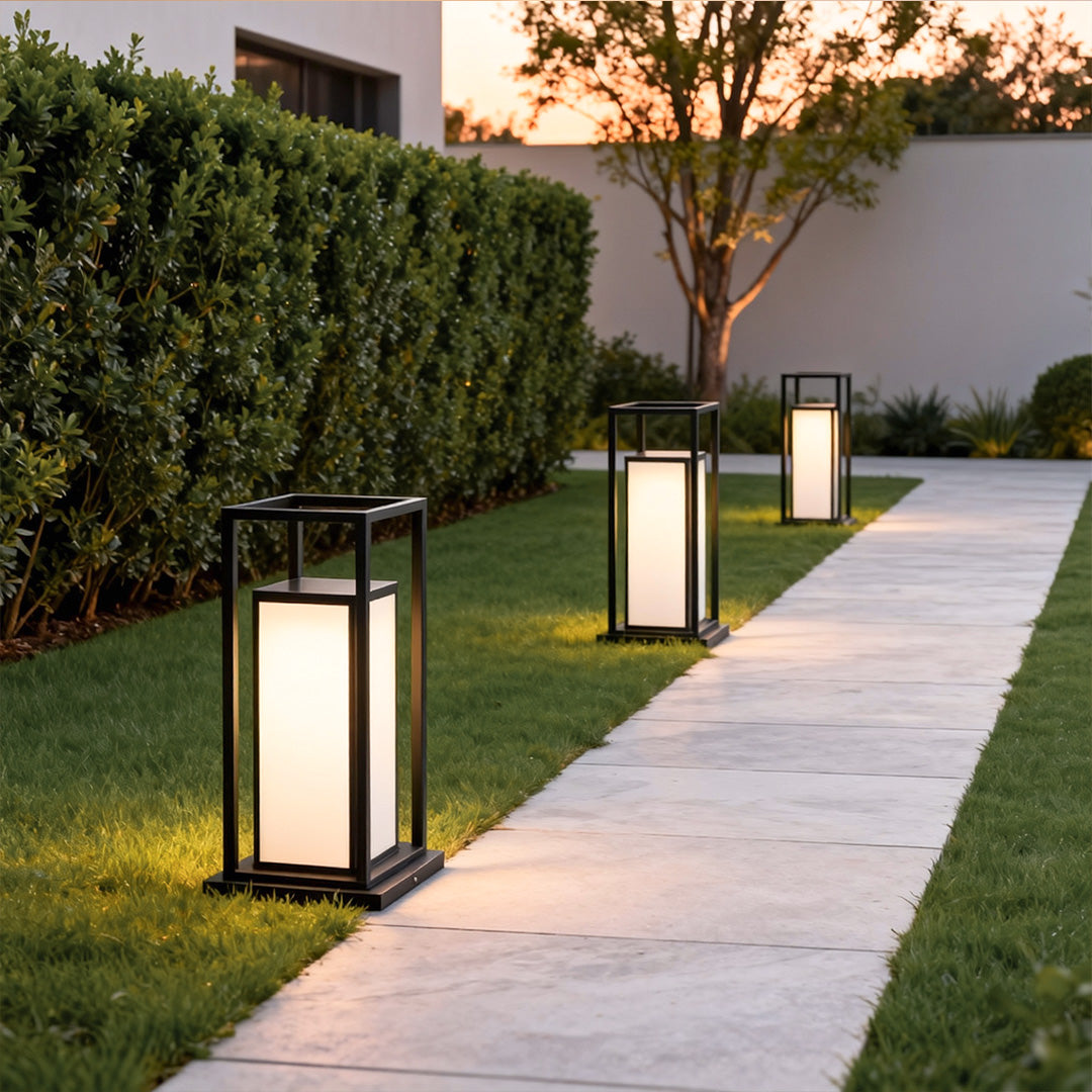 Modern Outdoor Pillar Light — Stainless Steel, Black, LED, IP65 Weatherproof, Solar / Hardwired, 11.8" & 19.7" Heights