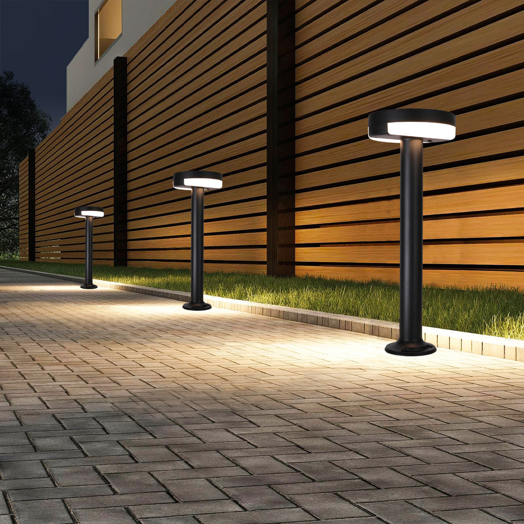Modern Minimalist Outdoor Path Light — Sand-Black Die-Cast Aluminum, LED, Solar / Hardwired, IP65, 24"–48" Heights